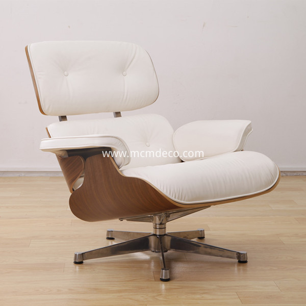 Eames Lounge Chair replica