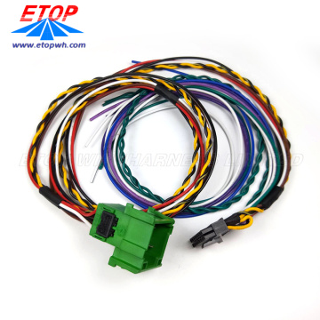 Ensamblaje de cables automático personalizado con conectores MCP