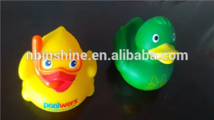 Cool vinyl duck , bath duck , vinyl toy , baby bath toy