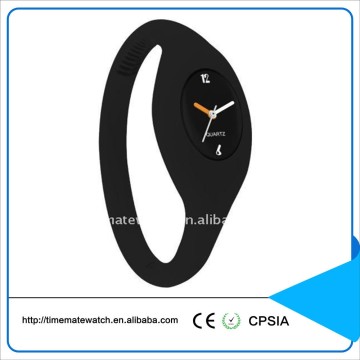 Eco-friendly Silicone strap with Customized logo ladies watch for promotion