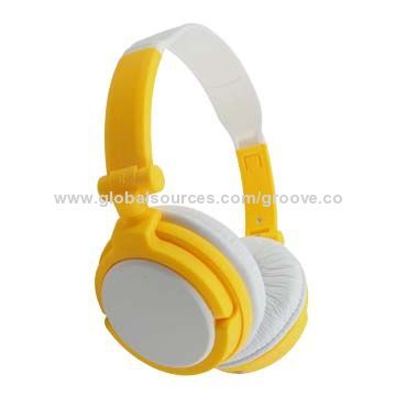 Folding Studio Headset with 1,000mW Maximum Power Handling and 120cm Cable Length