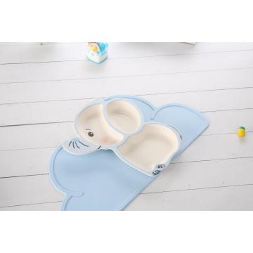 5 pcs plastic dinnerware set elephant shaped