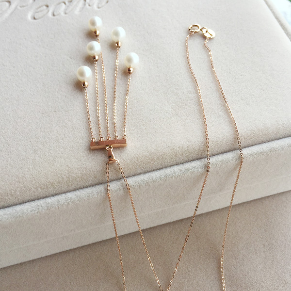 Tassel Pendant Natural Pearl Necklace