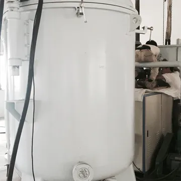Vertical high temperature graphitising furnace