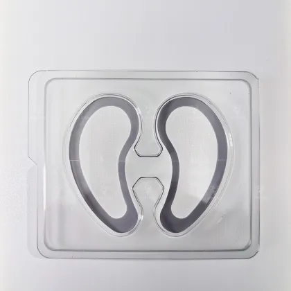 Soluble Microneedle Eye Patch with Sodium Hyaluronate