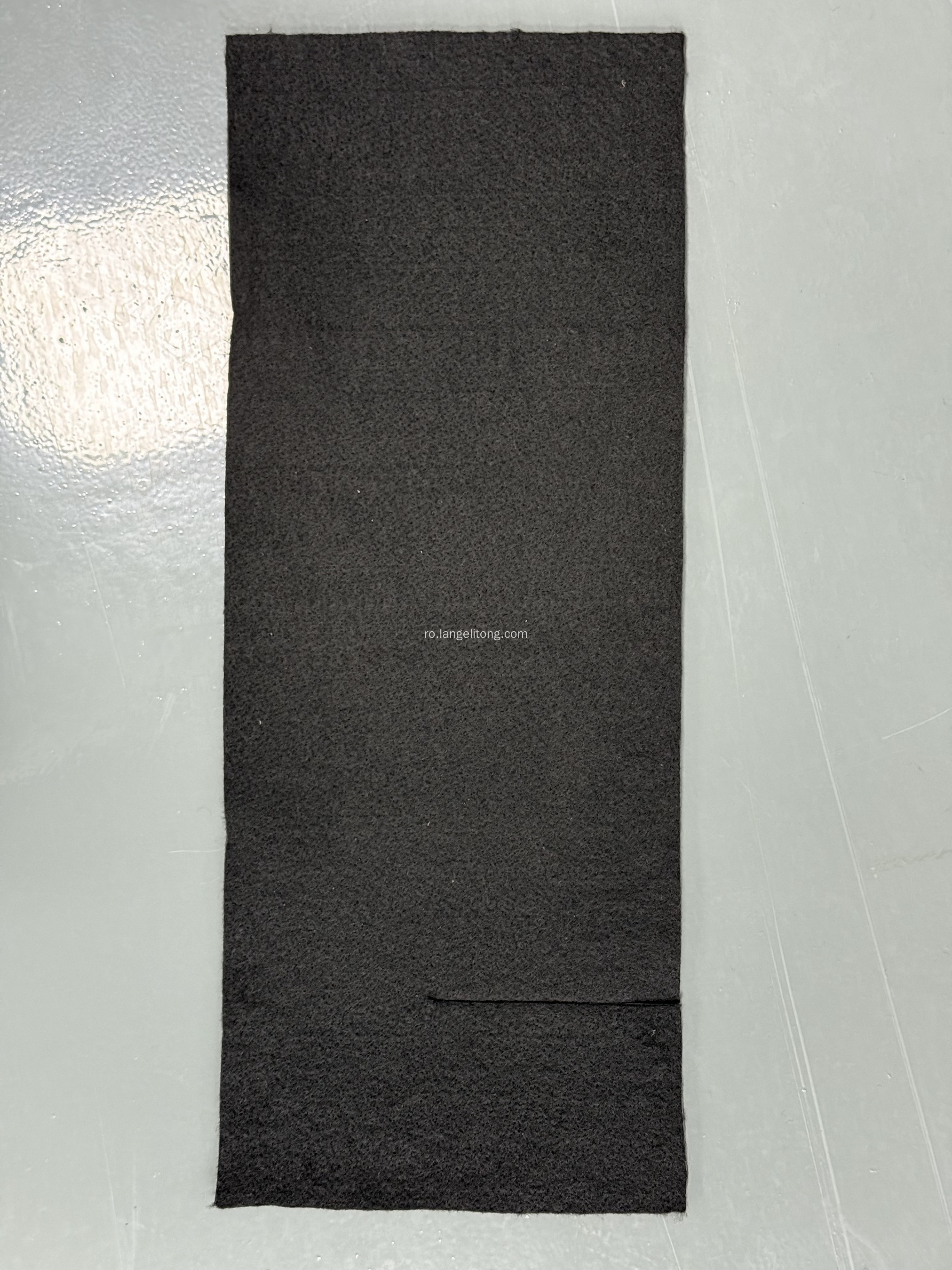 Izolat fonic pentru aparate electrocasnice de aer condiționat