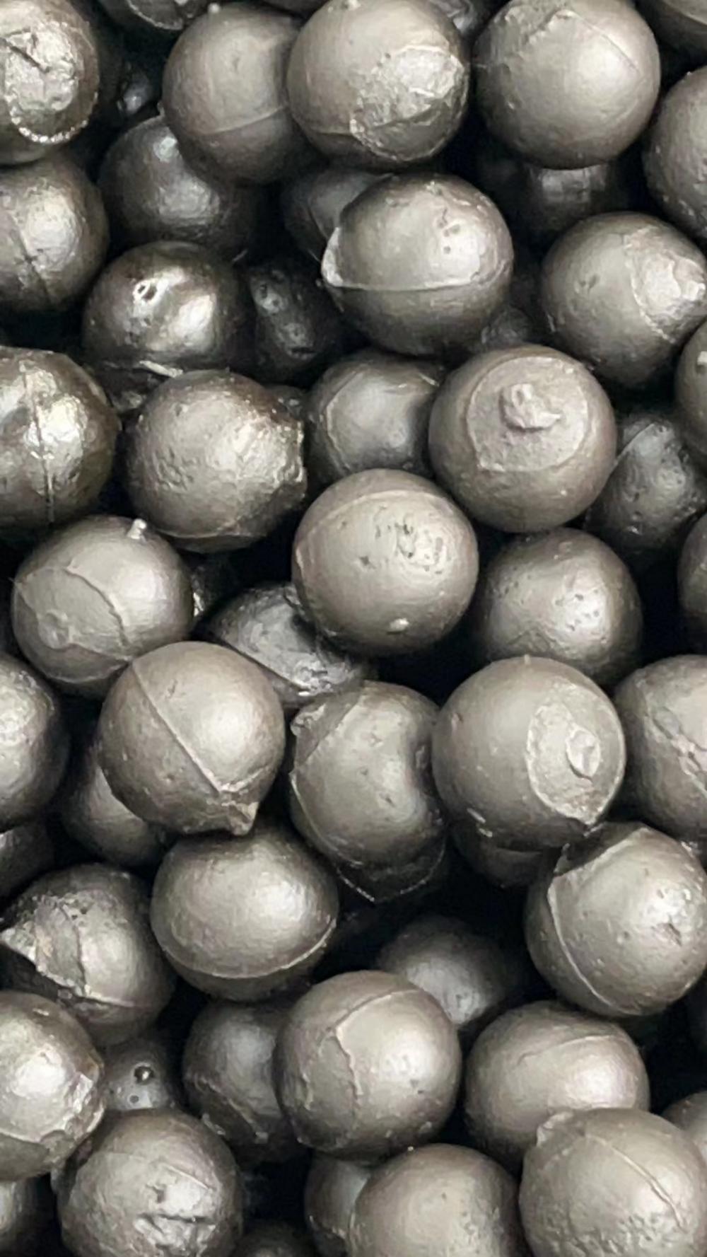 Wear-resistant steel ball