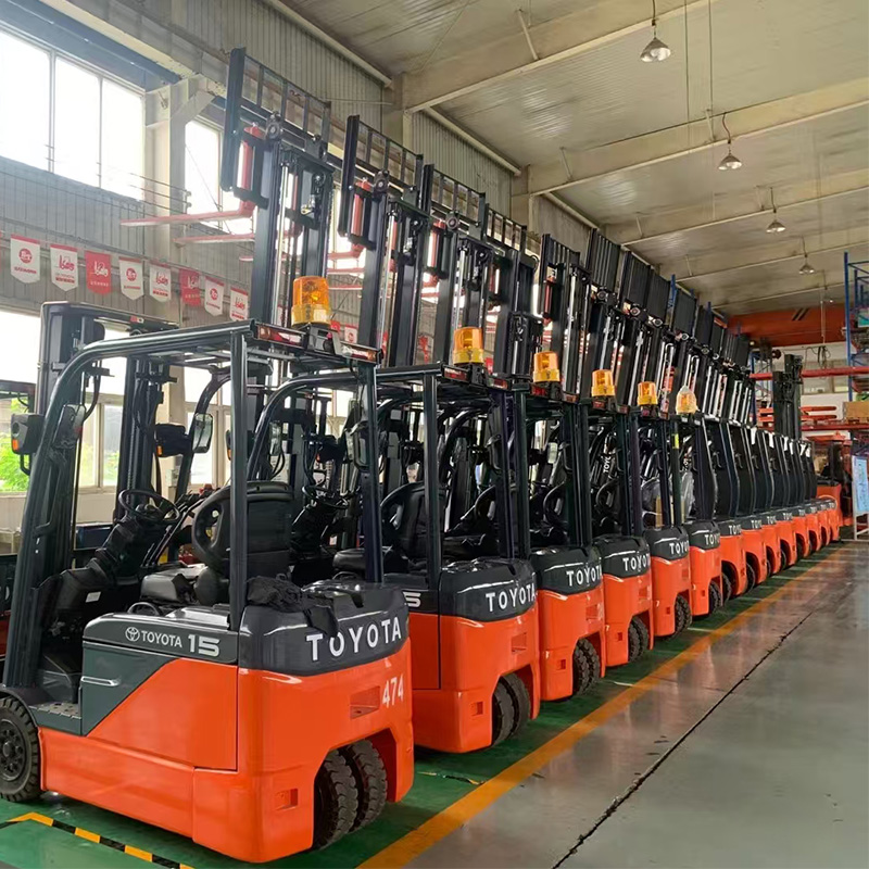 toyota 3 wheel electric forklift truck​