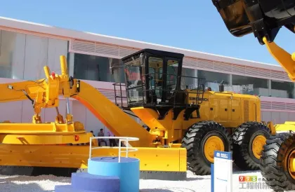 Hydraulic Self-Propelled Grader Blades for Caterpillar Machines