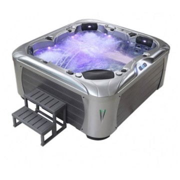 Whirlpool auf Gras billig Spa Whirlpoo 6 Personen freistehende Whirlpool