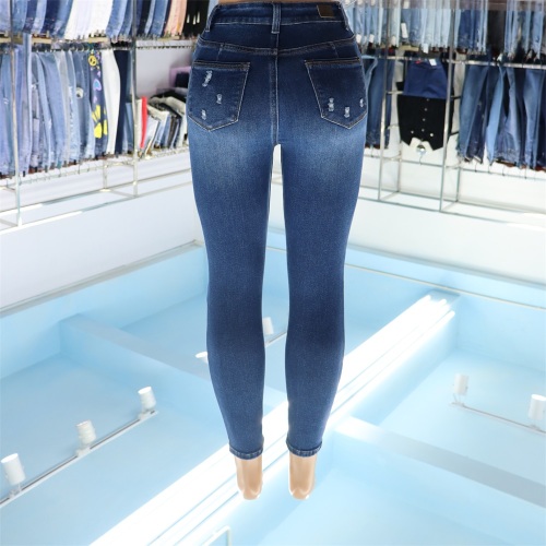 Women's Slim Jeans Custom Wholesale