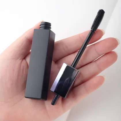  Waterproof Silk Fiber Mascara for Diving: Lengthening and Hypoallergenic Formula
