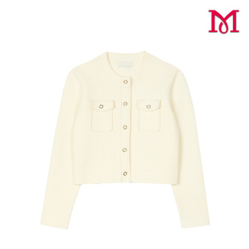 Elegante chaqueta de punto blanca para colección mujer