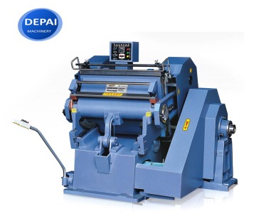 Cardboard Creasing and Cutting Machine for Jigsaw Puzzles