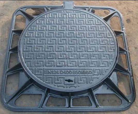 Bingkai persegi batu manhole besi penutup D400 jpg Square Frame Ductile Iron Manhole Cover D400 Jpg