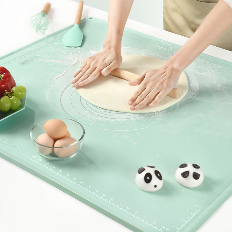 Oversized at makapal na silicone dough mat