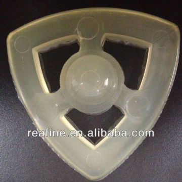 triangular sieve cleaner