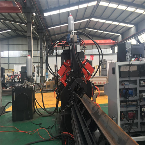 CNC Angle Steel Punching Menandai Barisan Pengeluaran Ricih