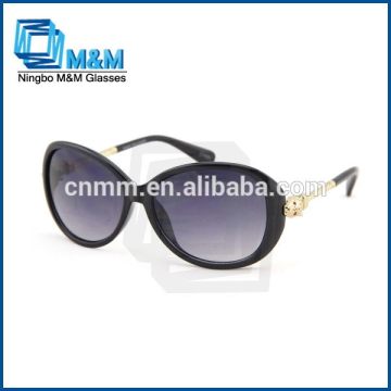 Most Popular Woman Sunglssses With Metal Logo Video Sunglasses