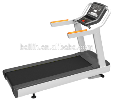 Smooth CE treadmill 482F