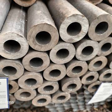 Sistemas de tubería duraderos sin costuras para el transporte de fluidos