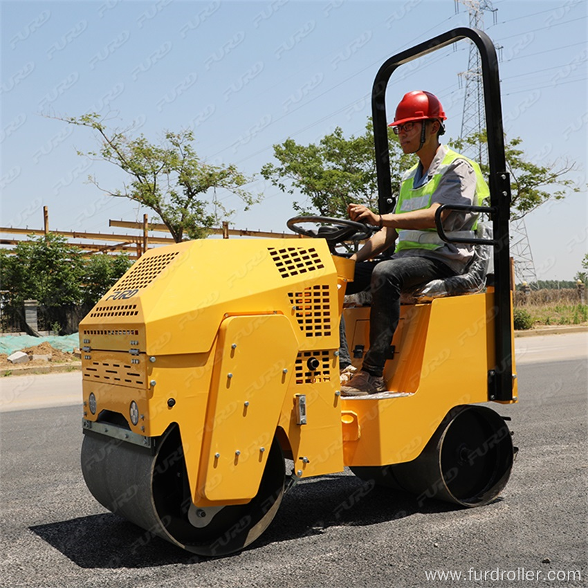 FURD 750kg Diesel Engine Vibratory Road Roller FYL-860