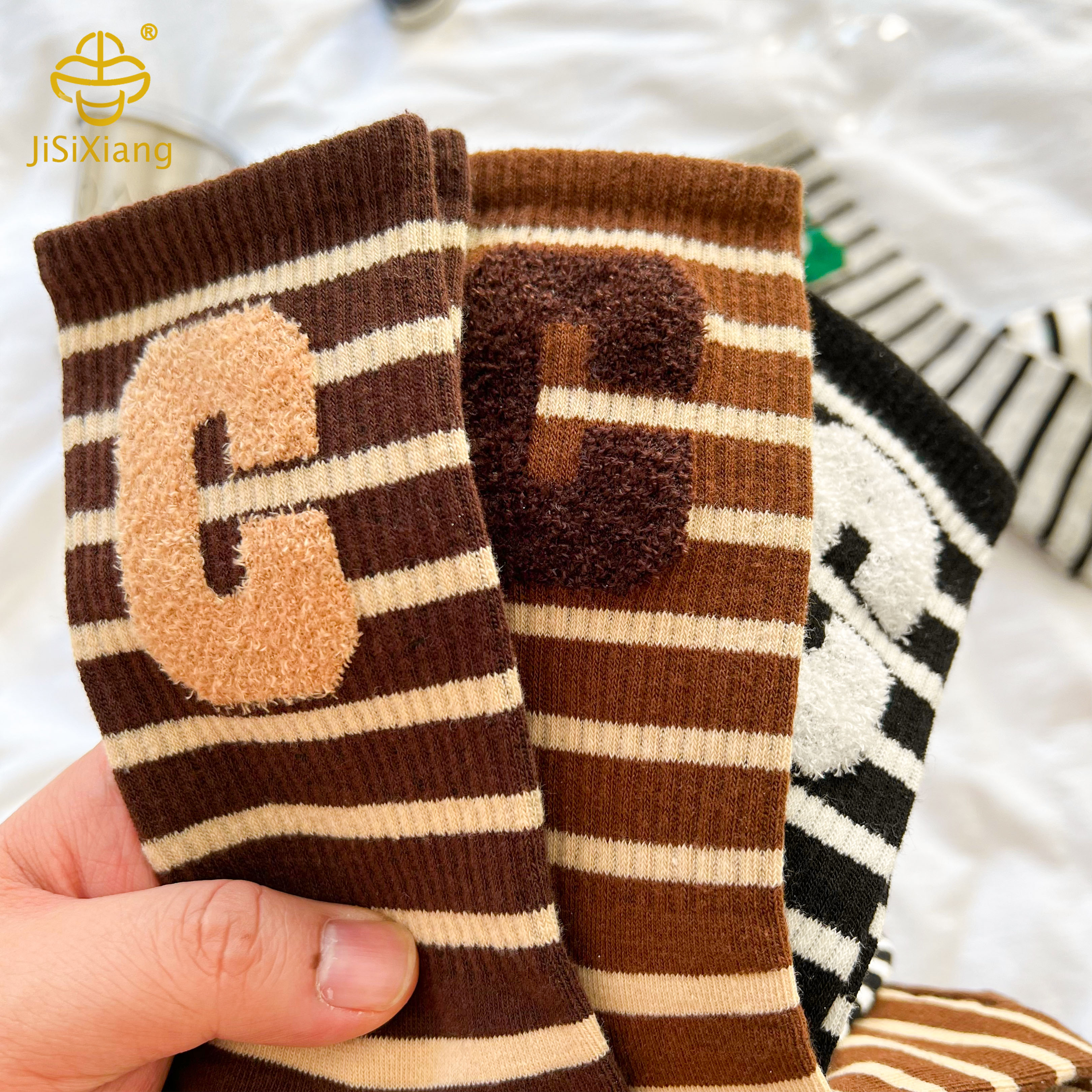 Korean version of big C letter mid tube socks with striped 