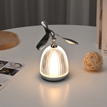 Bezprzewodowa lampa stołowa LED do nowoczesnego wystroju baru i ogrodu