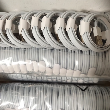 Wholesalers USB A to Lightning Charging Cable for iPhone 14 - Data Cable TPE USB Cord (No Retail Packaging)