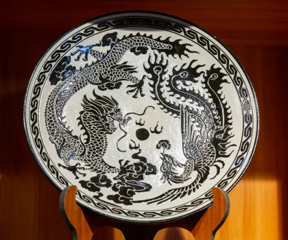 Dish of dragon and Phoenix