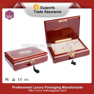 Luxury lacquer wooden gift box wooden jewelry storage box for sale