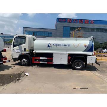 Export 4x2 howo fuel tank truck for sale