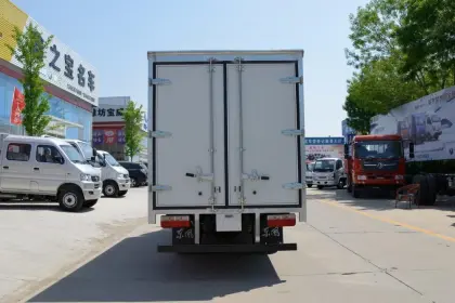 Dongfeng light Truck Captain N cargo van truck