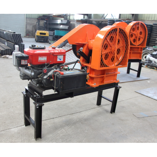 Jaw crusher with simple struture