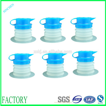 2017 factory direct bag in box plastic oil spouts