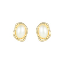 High-end Irregular Rhombus Pearl Stud Earrings