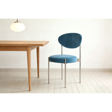 Роскошное бархатное кресло с серебряными ножками