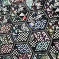 Wielokolorowy haftowany tiulowy wzór w kostki