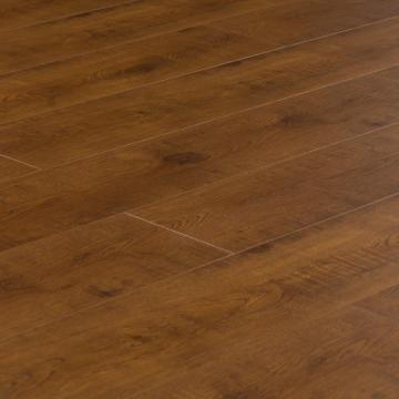 Parquet stratifié chêne de couleur marron