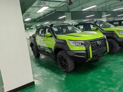 Dongfeng RICH 7 TigerRoar 4WD 8AT Gasoline Pickup Truck