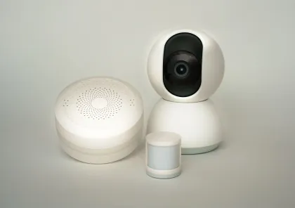 Smart Home Monitoring Kit - Retail