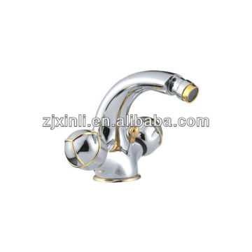 Faucet bidet ที่จับคู่ทองเหลืองคุณภาพสูงโปแลนด์และโครเมี่ยมเสร็จ x9512D1