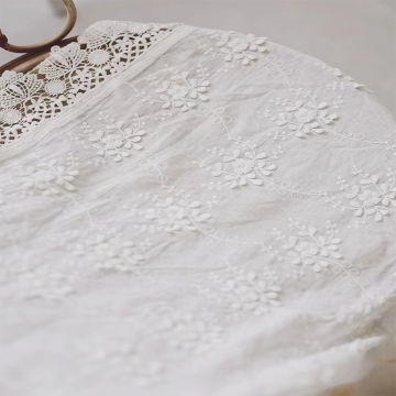 Wholesale Cotton Embroidery Lace Fabric with Sequins for Wedding Tulle in India