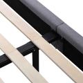 Cama de soporte de madera fácil de ensamblar en el marco de madera