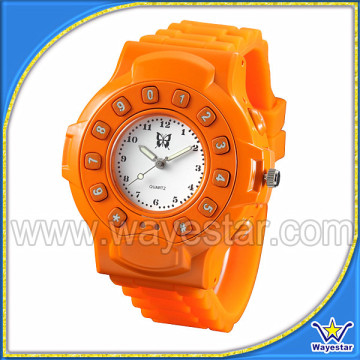 Cheap 1.5'' GSM Quadband Watch Mobile Phone for Kids
