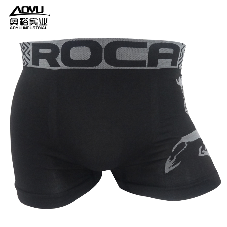 Shantou Wholesale Customized Logo Men's Seamless Underwear