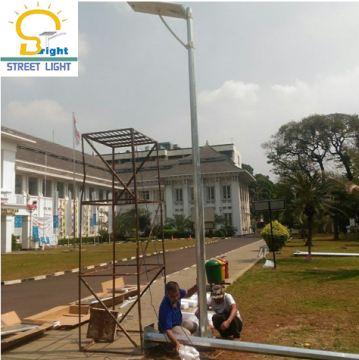 Newest 20W All In One Solar Street Light