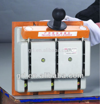 HD11F knife switch 600A, 3 Pole