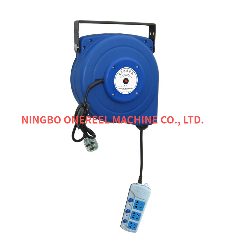 Automatic telescopic spring rotary reel 4