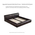 Letto imbottito moderno con struttura in legno